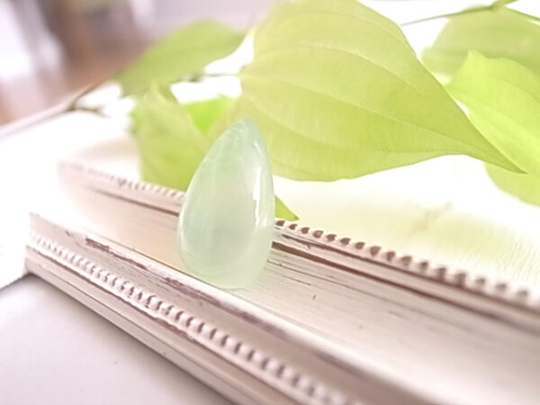 若草の露　グリーンサーペンティン　ウイグル産　ルース　天然石　 - 画像 (4)