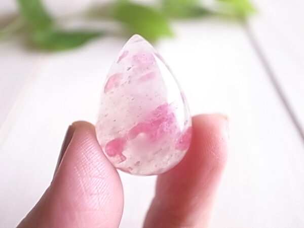 桜葉の風　ロードナイトインクォーツ　ブラジル産　ルース　　天然石　 - 画像 (5)