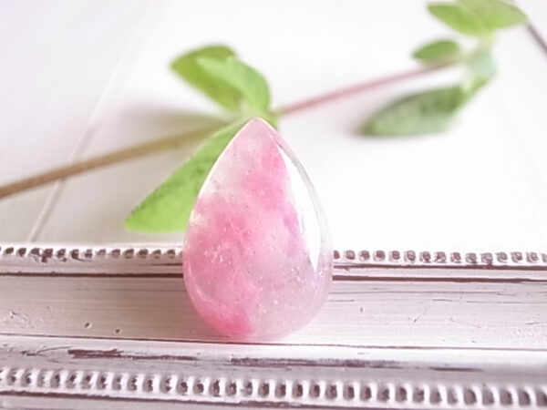 桜の舞　ロードナイトインクォーツ　ブラジル産　ルース　　天然石　 - 画像 (3)