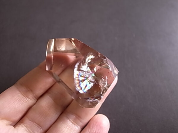 レインボースモーキークォーツ　アイリススモーキークォーツ　ブラジル産　37ｇ - 画像 (9)