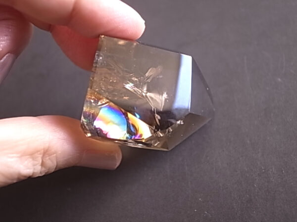 レインボースモーキークォーツ　アイリススモーキークォーツ　ブラジル産　50ｇ - 画像 (3)