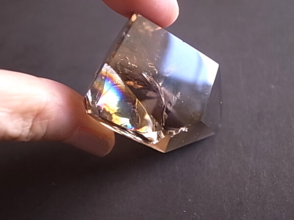 レインボースモーキークォーツ　アイリススモーキークォーツ　ブラジル産　50ｇ - 画像 (4)