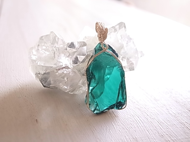 アンダラクリスタル イナンナウイズダム ペンダントトップ 14kgf シェラネバダ産 - 画像 (3)