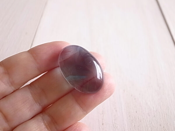 ブルーラグーンの輝　フローライト　発光　内モンゴル産　ルース　天然石 - 画像 (7)