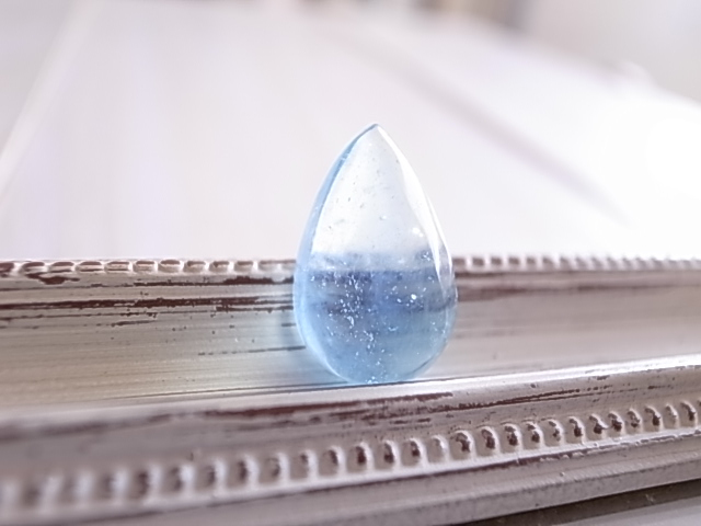 淡水の輝石 アクアマリン 南アフリカ産 ルース - 画像 (2)