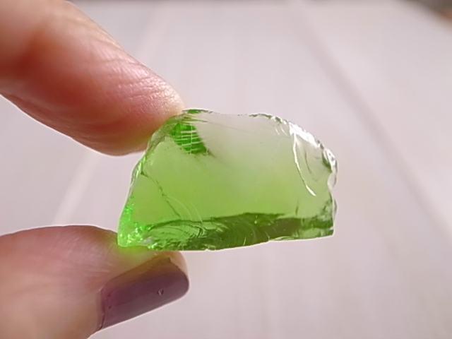 アンダラクリスタル マーリングリーン アメリカ・シェラネバダ産 - 画像 (3)