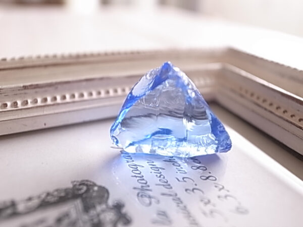 シェラネバダ産 アンダラクリスタル(エレスチャルサファイア) アンダラクリスタル〈エレスチャルサファイアアンダラ 青〉 送料無料