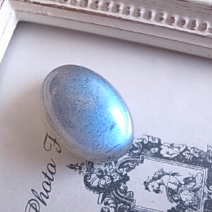 閃光の煌 ラブラドライト マダガスカル産 ルース 天然石