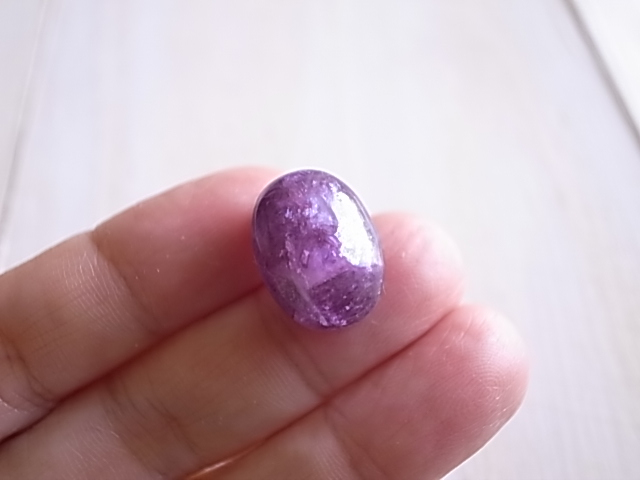 レピドライト・グラニティック・ペグマタイト1 ブラジル産 ルース 天然石 - 画像 (4)