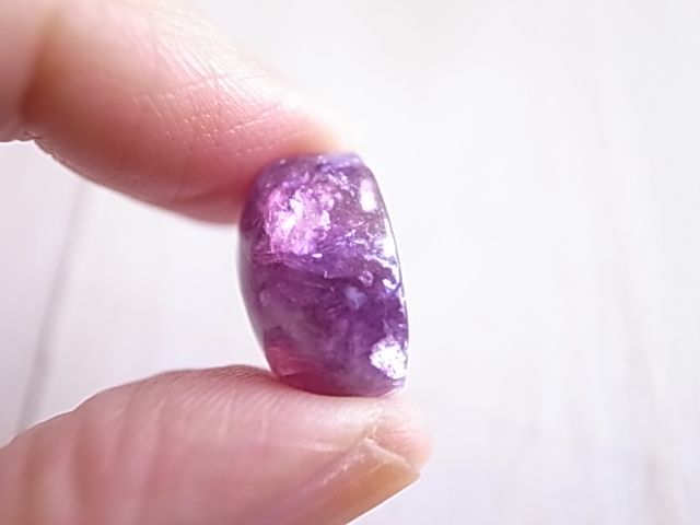 レピドライト・グラニティック・ペグマタイト4 ブラジル産 ルース 天然石 - 画像 (5)