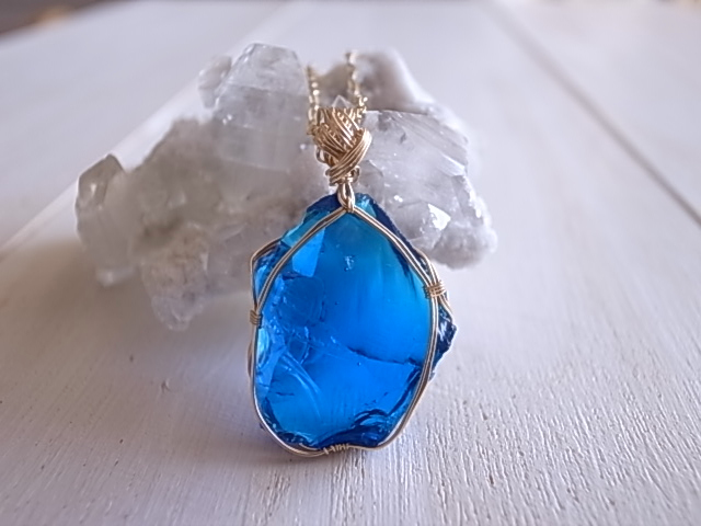 アンダラクリスタル タンザナイトファイアー ペンダントトップ 14kgf シェラネバダ産