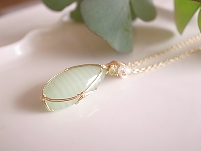 若葉の煌 グリーンカルサイト ペンダントトップ ワイヤーペンダント - 画像 (5)