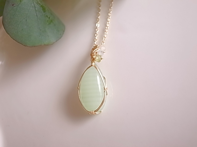 若葉の煌 グリーンカルサイト ペンダントトップ ワイヤーペンダント - 画像 (3)