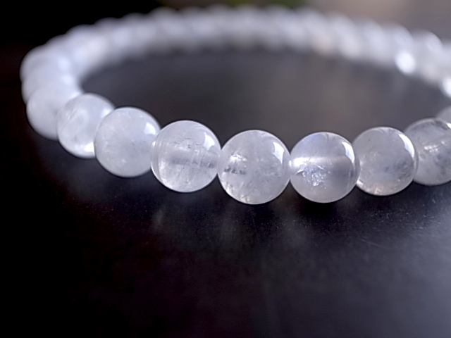 ホワイトラブラドライト レインボームーンストーン 6mm玉ブレスレットインド産 - 画像 (4)