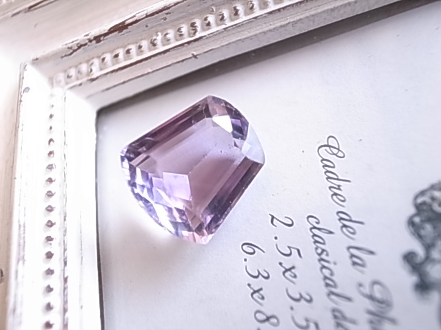 アメジスト カット入り ルース 天然石 - 画像 (2)