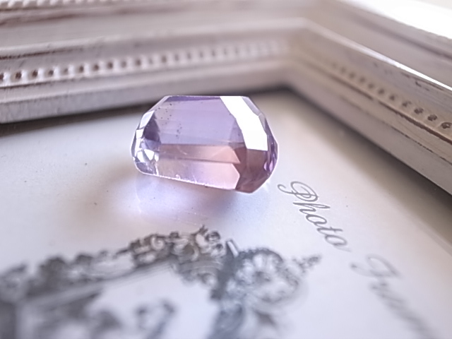 アメジスト カット入り ルース 天然石 - 画像 (4)