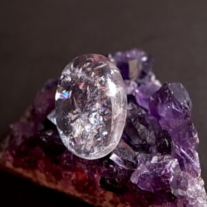 虹の閃光　アイリスクォーツ　レインボークリスタル　ブラジル産　天然石