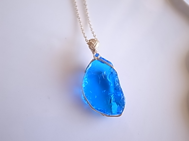 アンダラクリスタル エレクトリックブルー ペンダントトップ 14kgf シェラネバダ産 - 画像 (4)
