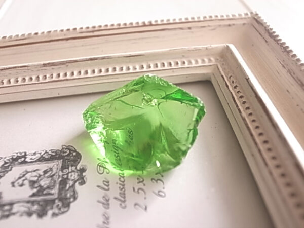 アンダラクリスタル マーリングリーン アメリカ・シェラネバダ産 - 宙