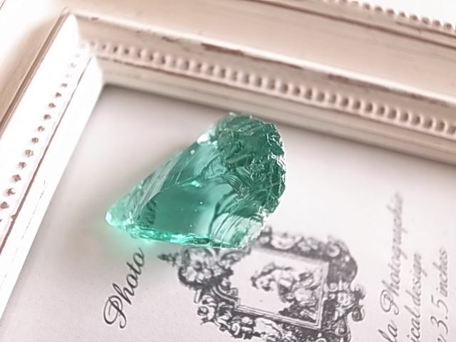 アンダラクリスタル エメラルドシフト アメリカ・シェラネバダ産