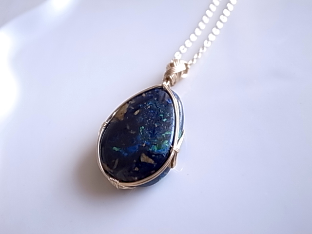 瑠璃色の刻 アズロマラカイト ザンビア産 ペンダントトップ ワイヤーペンダント - 画像 (3)