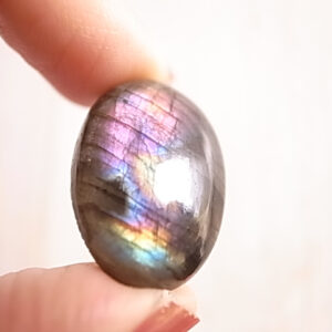 ピンクラブラドライト　マダガスカル産　ルース　天然石