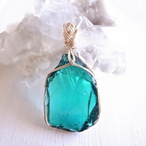 アンダラクリスタル　イナンナウイズダム　ペンダントトップ　14kgf　シェラネバダ産