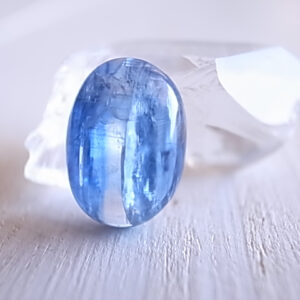 バイカラーカイヤナイト ネパール産 ルース 天然石