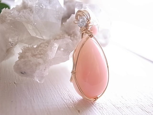 春の彩り ピンクオパール ペルー産 ペンダントトップ ワイヤーペンダント