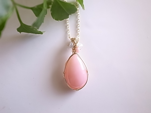春の彩り ピンクオパール ペルー産 ペンダントトップ ワイヤーペンダント - 画像 (3)