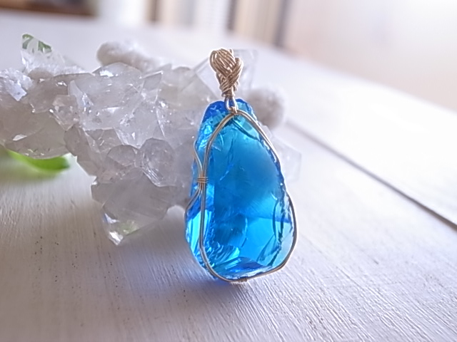 アンダラクリスタル エレクトリックブルー ペンダントトップ 14kgf シェラネバダ産 - 画像 (3)