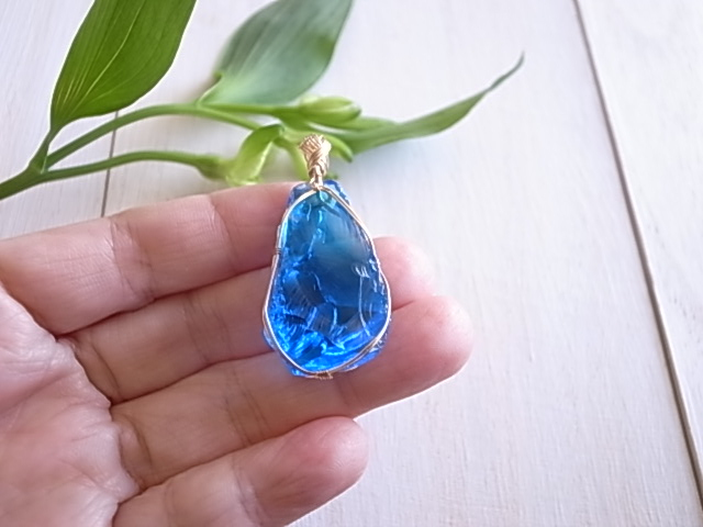 アンダラクリスタル エレクトリックブルー ペンダントトップ 14kgf シェラネバダ産 - 画像 (7)