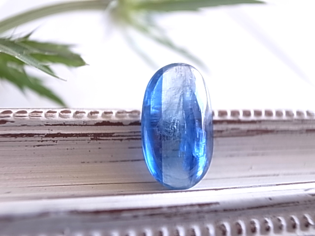 バイカラーカイヤナイト ネパール産 ルース 天然石