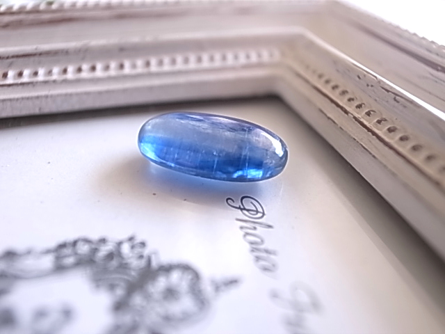 バイカラーカイヤナイト ネパール産 ルース 天然石 - 画像 (4)