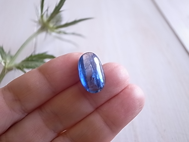 バイカラーカイヤナイト ネパール産 ルース 天然石 - 画像 (7)