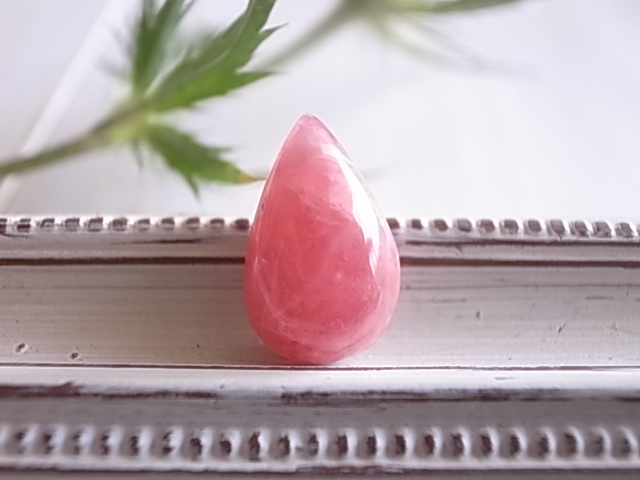 インカローズ(ロードクロサイト)アルゼンチン産 ルース 天然石