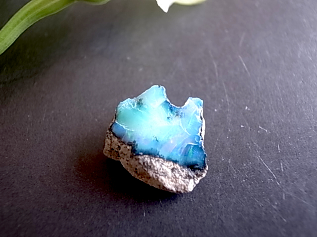 エチオピア産 オパール ラフカット 原石 - 画像 (4)