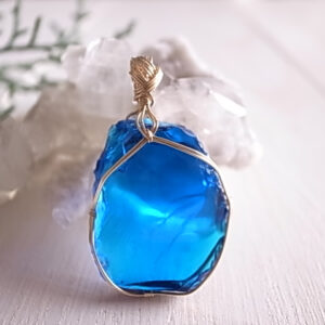 アンダラクリスタル　タンザナイトファイアー　ペンダントトップ　14kgf　シェラネバダ産