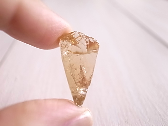 アンダラクリスタル レムリアンアンバー アメリカ・シェラネバダ産 - 画像 (5)