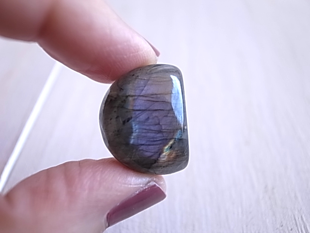 ピンクラブラドライト マダガスカル産 ルース 天然石 - 画像 (2)