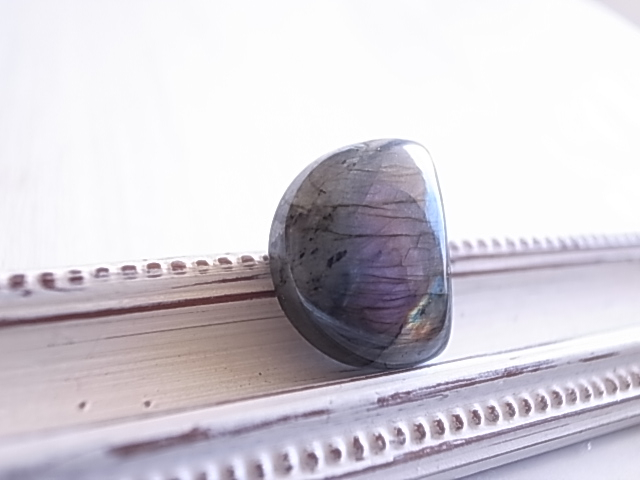 ピンクラブラドライト マダガスカル産 ルース 天然石 - 画像 (3)