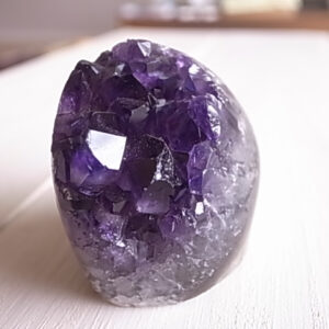 ウルグアイ産　アメジスト　ドーム　ミニ　158ｇ