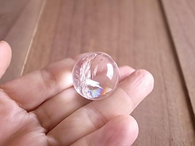アイリスクォーツ レインボークリスタル 水晶 2cm丸玉 スフィア ブラジル産 - 画像 (5)