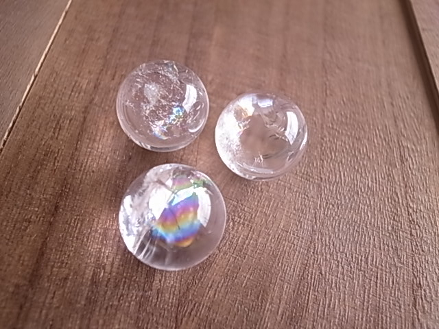 アイリスクォーツ レインボークリスタル 水晶 2cm丸玉 スフィア ブラジル産 - 画像 (6)