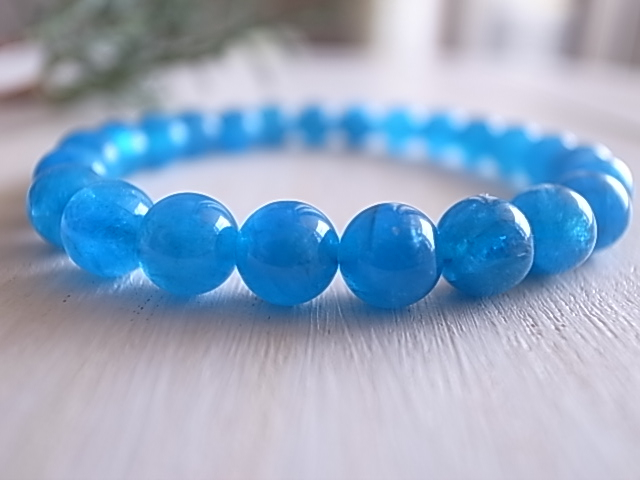 ブルーアパタイト 7.8mm玉ブレスレット マダガスカル産 - 画像 (6)