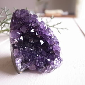 ウルグアイ産　アメジスト　ミニドーム　　71ｇ