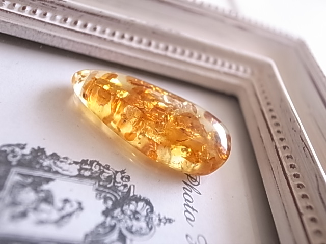 アンバー ロシア産 琥珀 穴開き ルース 天然石 - 画像 (4)