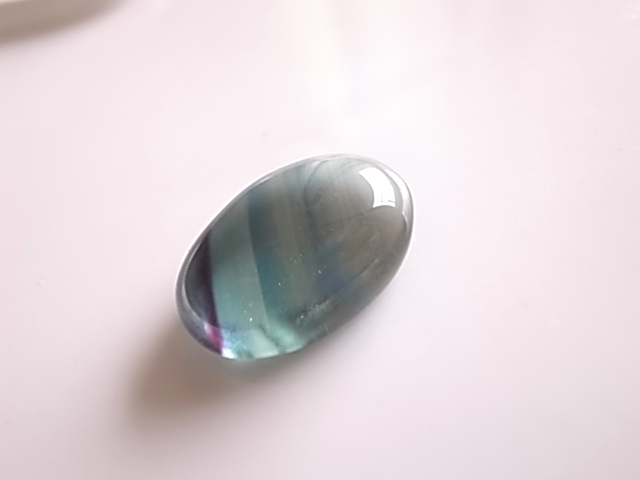 フローライト 発光 ルース 天然石 - 画像 (6)