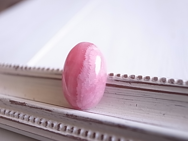 インカローズ(ロードクロサイト)アルゼンチン産 ルース 天然石 - 画像 (5)