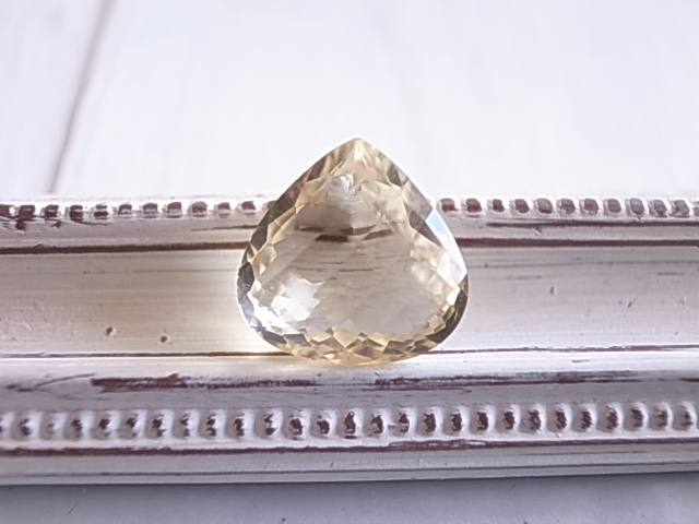 シトリン カット入り ルース 天然石 - 画像 (4)